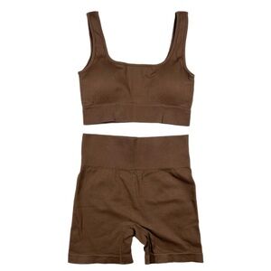 QQQ Seamless Ribbed Brown Set | Sports Bra + Biker Shorts | Size M | NWOT